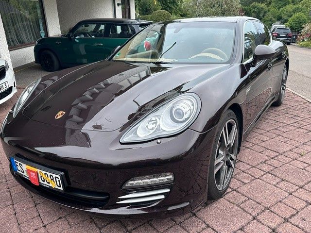 Porsche Panamera 75.500 km 27.990 &euro; Aichtal 72631