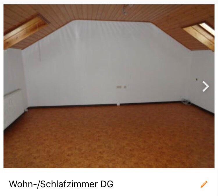 Sersheim: 2 Zimmer Dachgeschoss Wohnung