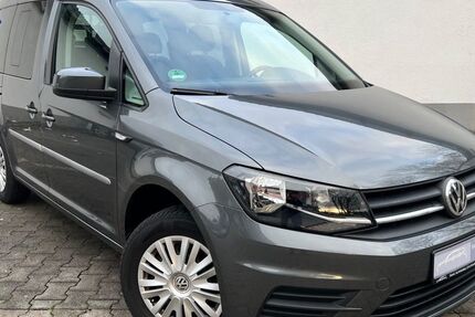 VW Caddy 131.800 km 14.690 &euro; Stuttgart 70378