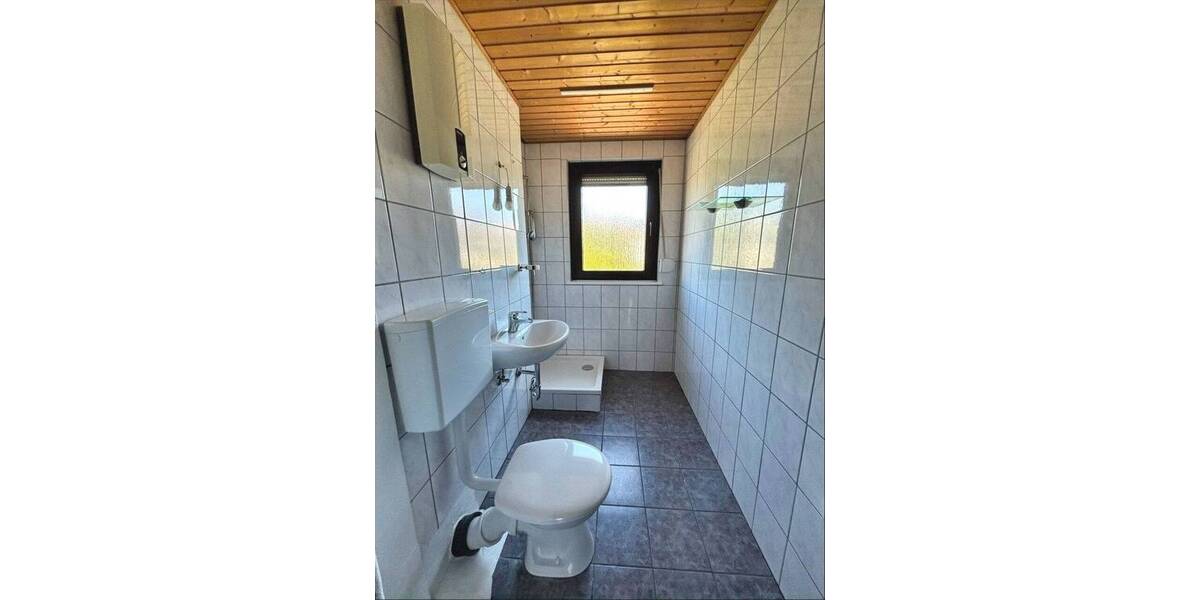 Reihenmittelhaus Sindelfingen Mitte - 7 Zimmer, 140 m&sup2;, 480.000&euro; | Angebot:26807364