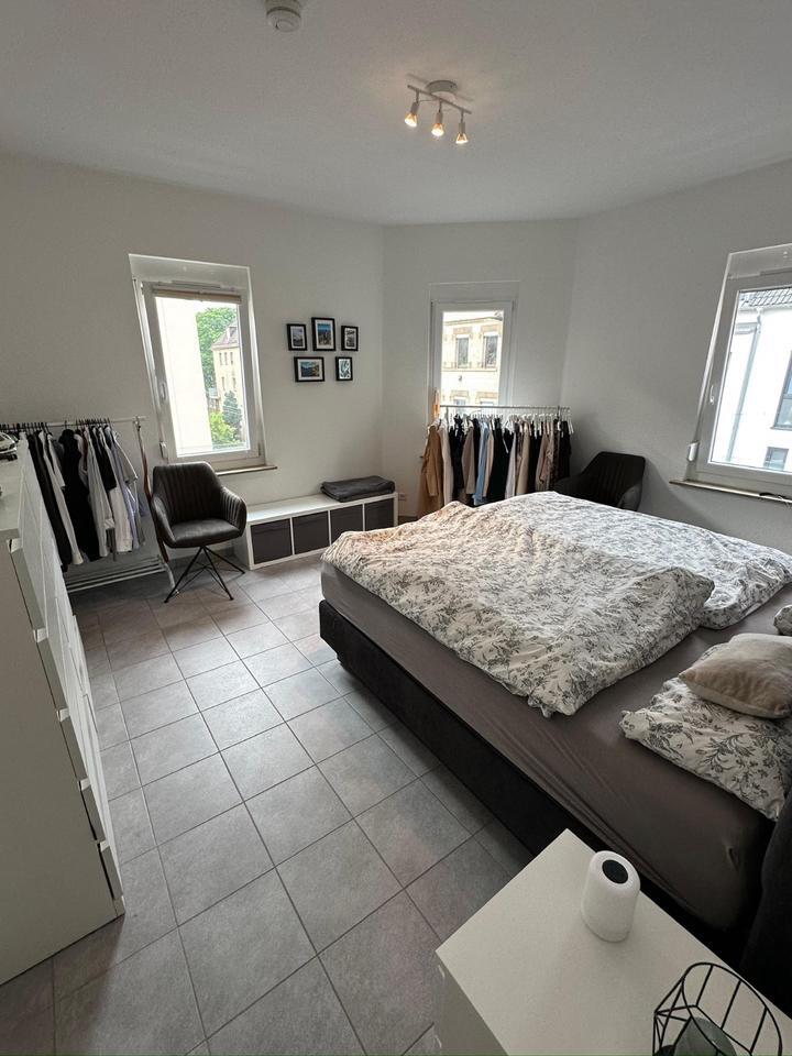 Kernsanierte, ruhige & helle, 3-Zimmer Wohnung