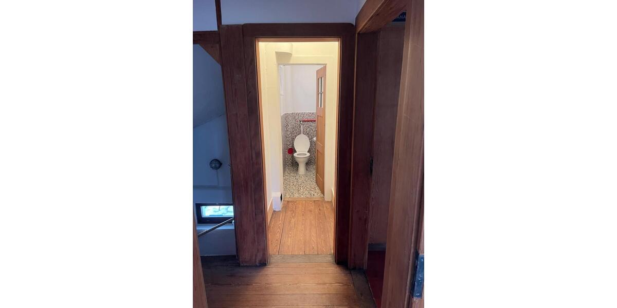 Einfamilienhaus Stuttgart Botnang - 5 Zimmer, 150 m&sup2;, 2.100&euro; | Angebot:24868941