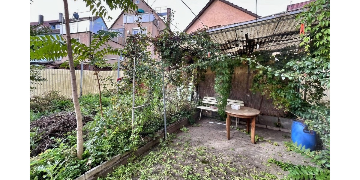 Mehrfamilienhaus, Wohnhaus Stuttgart Zuffenhausen - 1 Zimmer, 235 m&sup2;, 599.000&euro; | Angebot:25677056