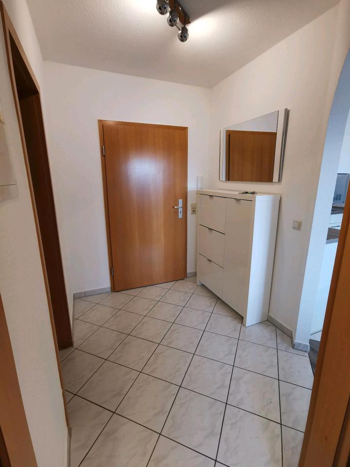 Stilvolle und moderne 2-Raum-DG-Wohnung mit EBK in Freiberg am zimmer