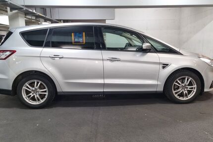 Ford S-Max 191.000 km 13.500 &euro; Esslingen am Neckar 73733