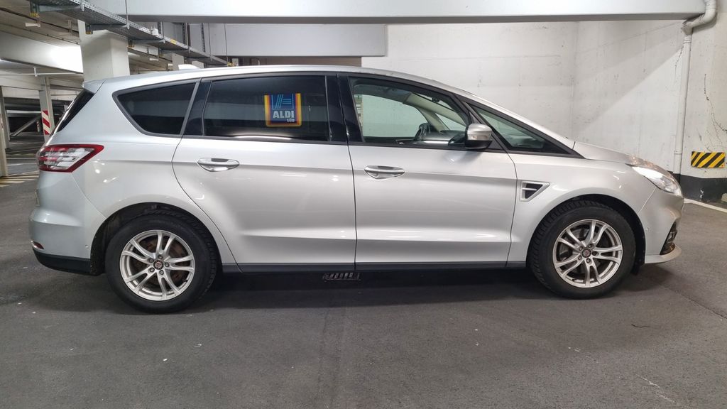 Ford S-Max 191.000 km 13.500 &euro; Esslingen am Neckar 73733