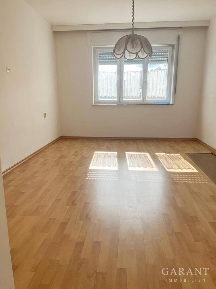 Diese Wohnung möchte mit neuem Leben erfüllt werden!
