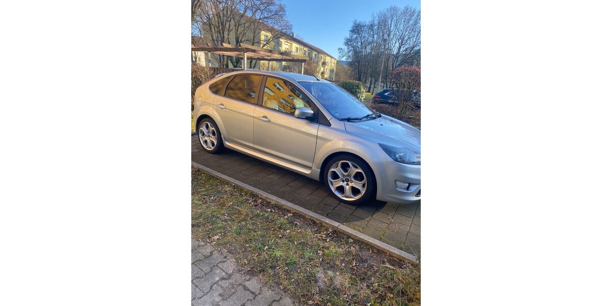 Ford Focus 254.950 km 4.200 &euro; Stuttgart 70378