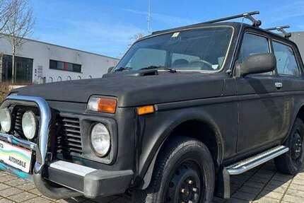 Lada Niva 102.000 km 1.950 &euro; Remseck am Neckar 71686