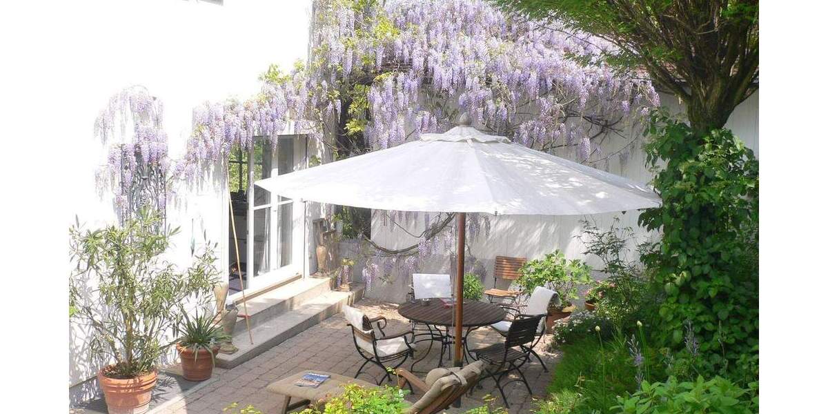 Sanierter Klassiker in bester Aussichtslage auf dem Hasenberg 8 zimmer