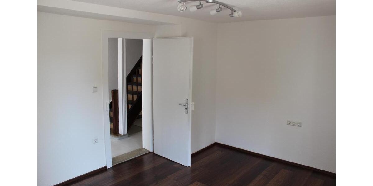 Doppelhaushälfte Steinheim an der Murr - 3 Zimmer, 85 m&sup2;, 229.000&euro; | Angebot:27132351