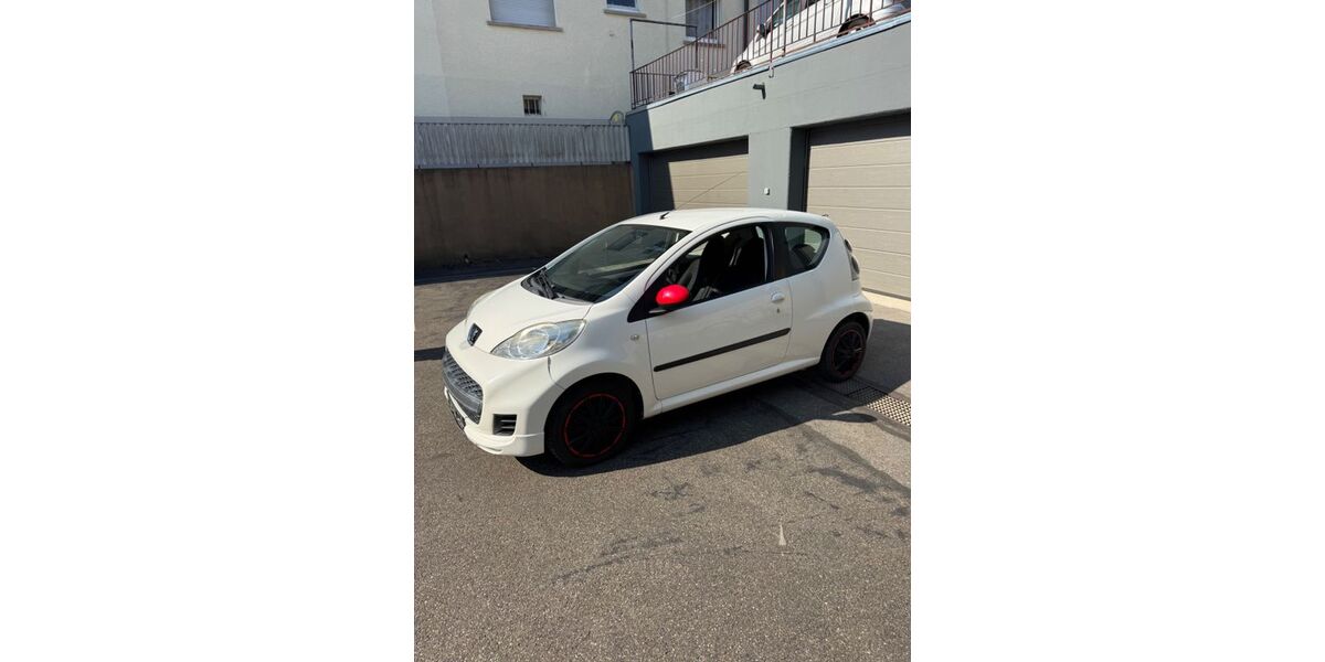 Peugeot 107 118.000 km 2.400 &euro; Weilimdorf 70499