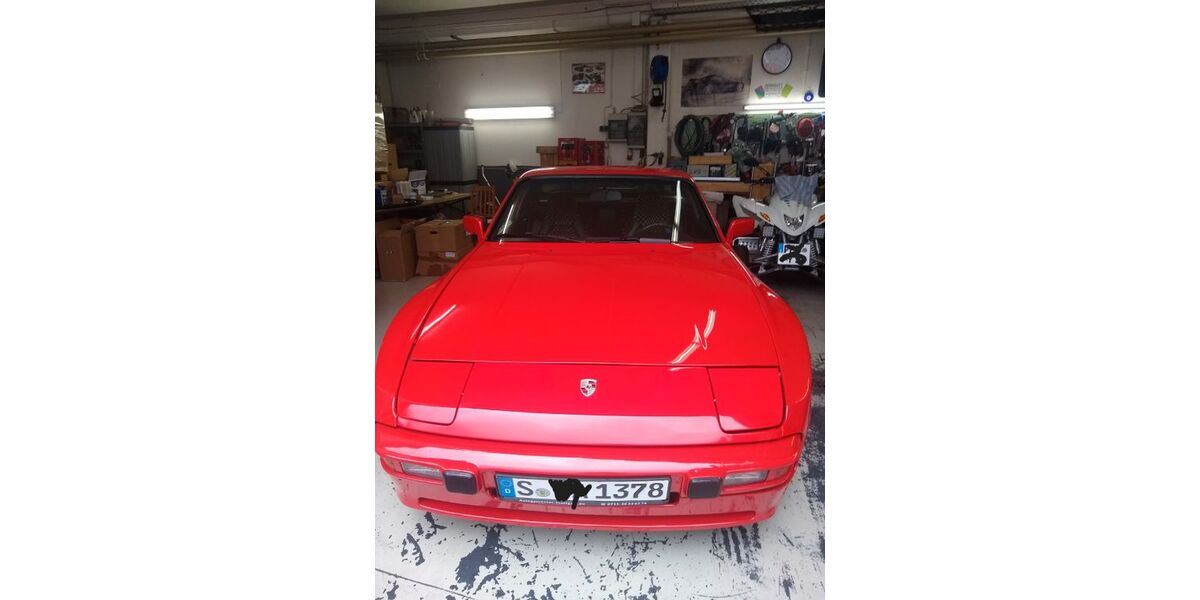 Porsche 944 175.000 km 11.400 &euro; Stuttgart 70619
