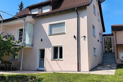 Haus Stuttgart Birkach - 8 Zimmer, 200 m&sup2;, 4.200&euro; | Angebot:21215177