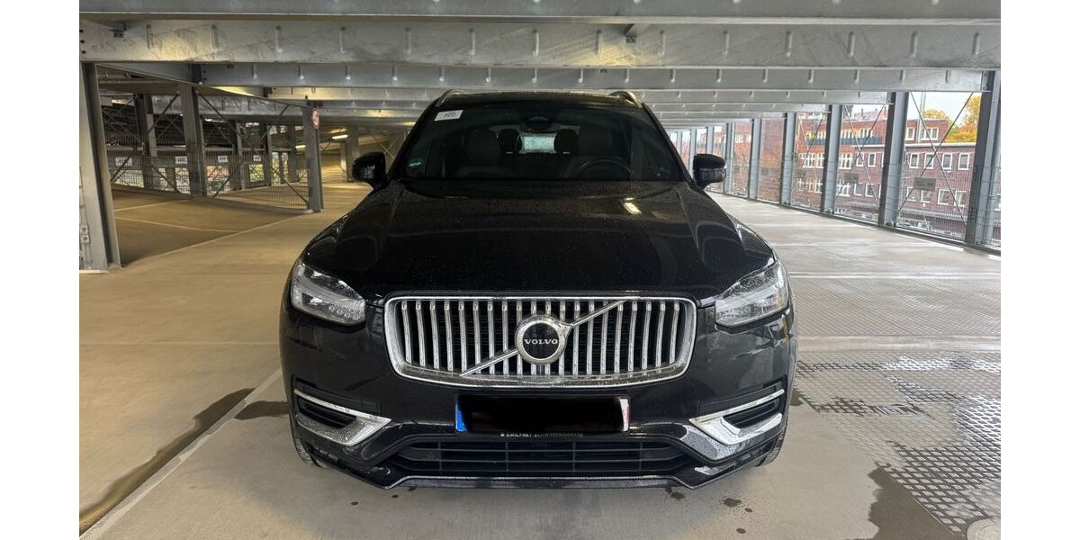 Volvo XC90 91.161 km 43.500 € Stuttgart 70376