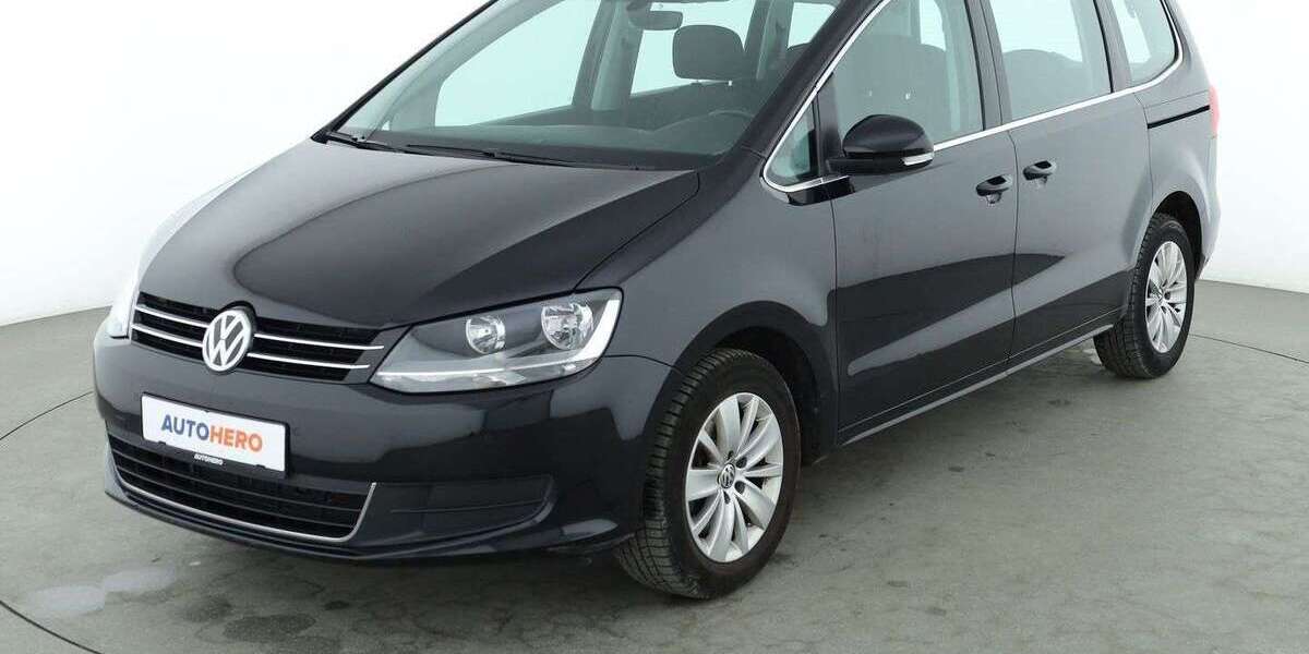 VW Sharan 54.747 km 25.670 &euro; Stuttgart 70195
