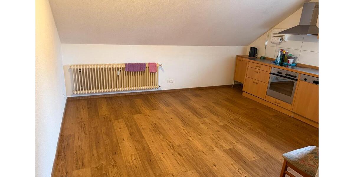 Etagenwohnung Kirchheim unter Teck - 4 Zimmer, 110 m&sup2;, 1.400&euro; | Angebot:25390611