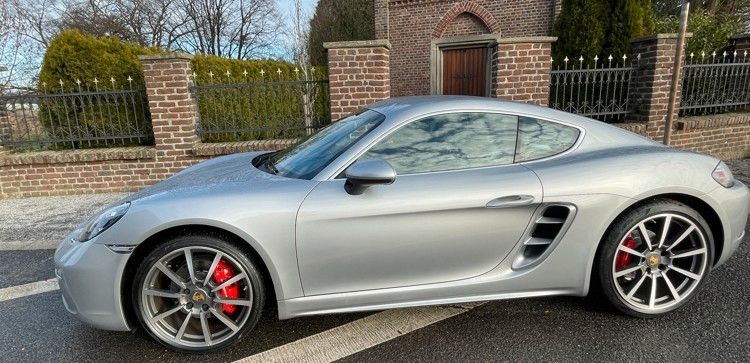 Porsche Cayman 126.000 km 54.900 &euro; Korb 71404