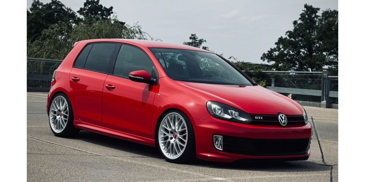 VW Golf 98.856 km 14.299 &euro; Leinfelden-Echterdingen 70771