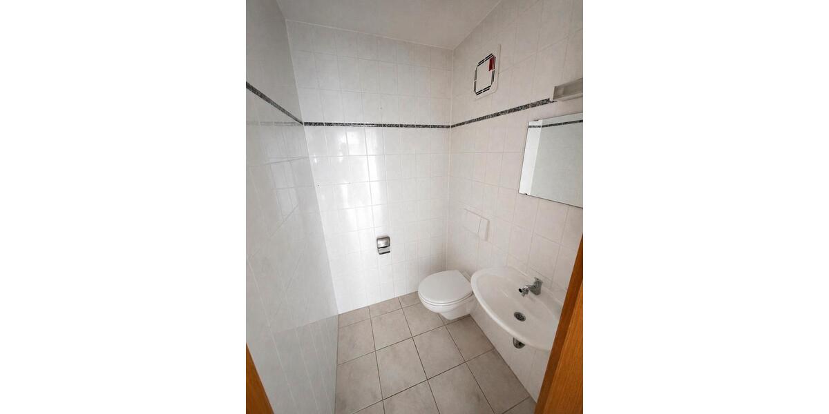 Erdgeschoßwohnung Weinstadt - 3 Zimmer, 74 m&sup2;, 369.000&euro; | Angebot:27096391