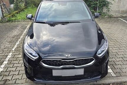Kia ceed / Ceed 116.000 km 14.500 &euro; Ditzingen 71254