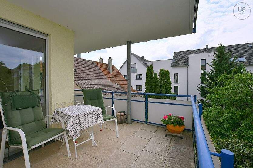 Sonnige, stilvoll möblierte Wohnung mit Balkon in Korntal 2 zimmer