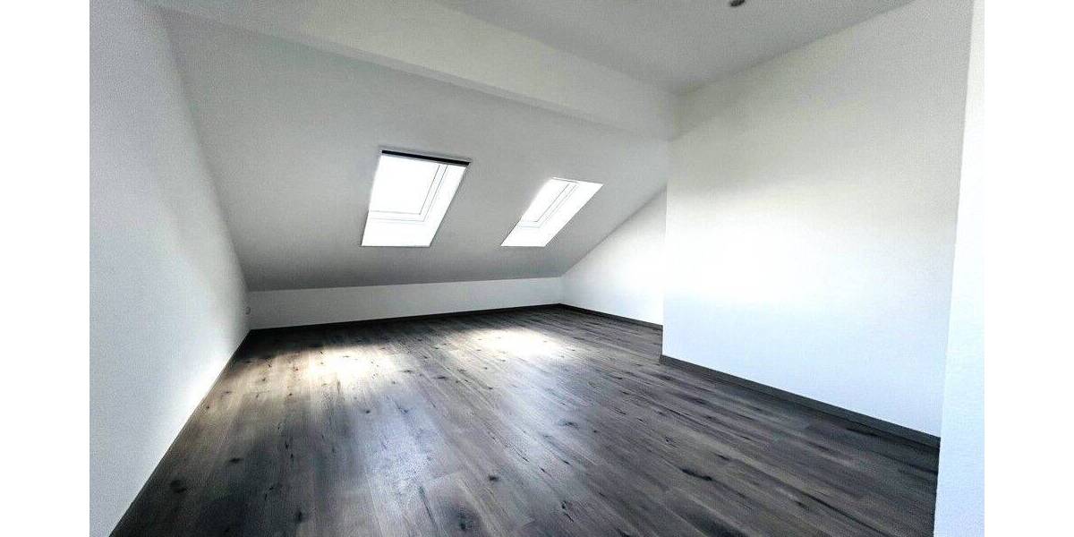 Reihenendhaus Ludwigsburg / Poppenweiler Poppenweiler - 4 Zimmer, 117 m&sup2;, 1.630&euro; | Angebot:26835231