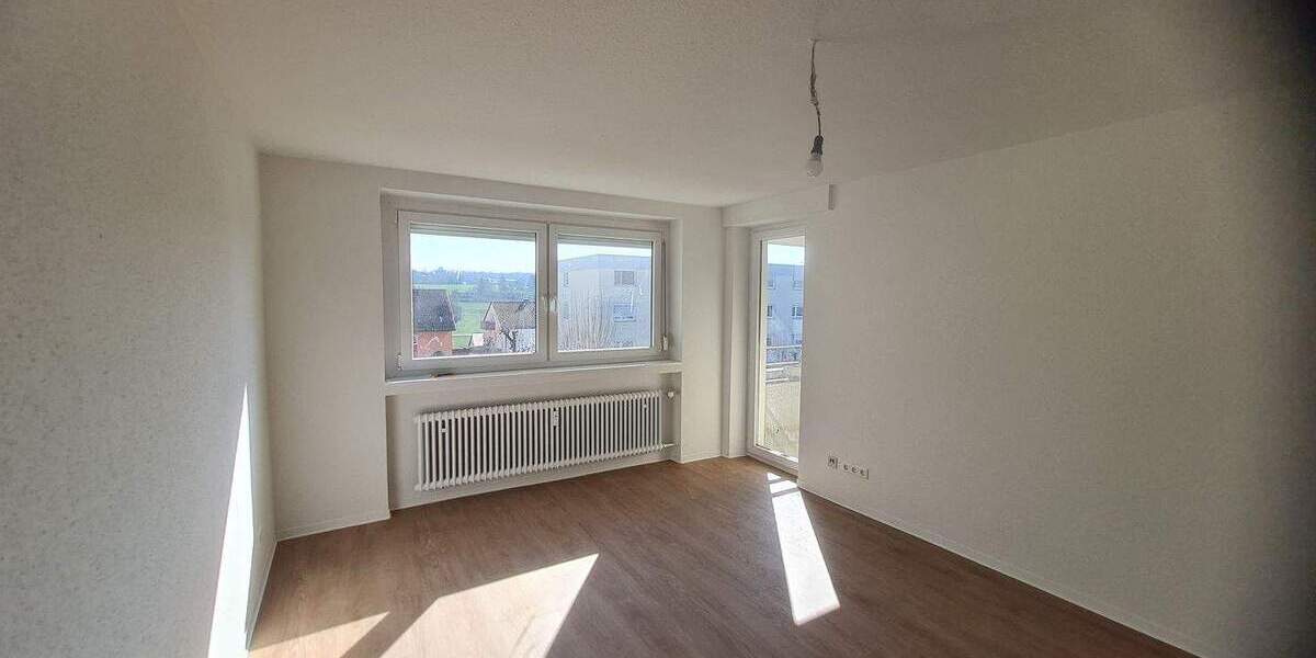 Etagenwohnung Ludwigsburg Eglosheim - 3 Zimmer, 75 m&sup2;, 980&euro; | Angebot:26388374