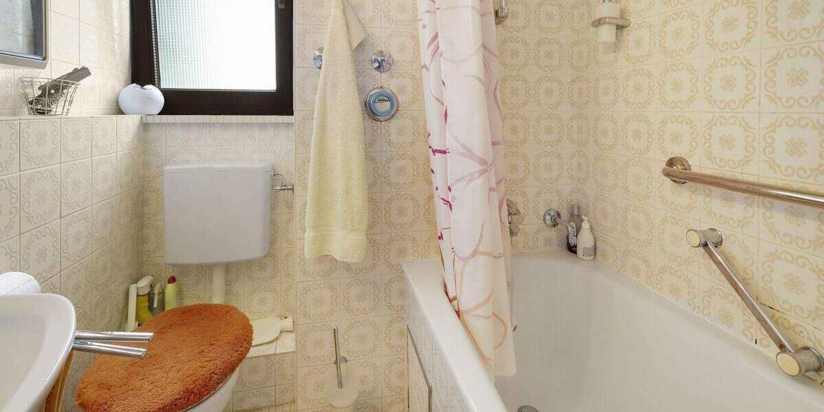 Etagenwohnung Stuttgart / Untertürkheim Untertürkheim - 3 Zimmer, 73 m&sup2;, 275.000&euro; | Angebot:24425406