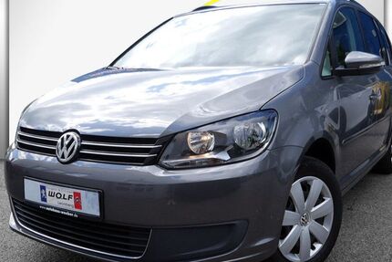 VW Touran 141.300 km 9.900 &euro; Leonberg 71229