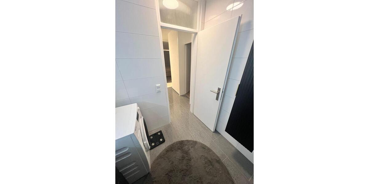 Etagenwohnung Leonberg - 3 Zimmer, 81 m&sup2;, 1.400&euro; | Angebot:26350182