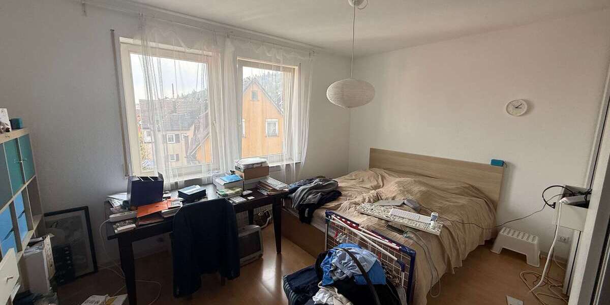 Etagenwohnung Stuttgart Luginsland - 4 Zimmer, 97 m&sup2;, 1.175&euro; | Angebot:25812520