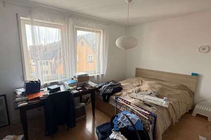 Wohnung Stuttgart Luginsland - 4 Zimmer, 97 m&sup2;, 1.175&euro; | Angebot:25812520