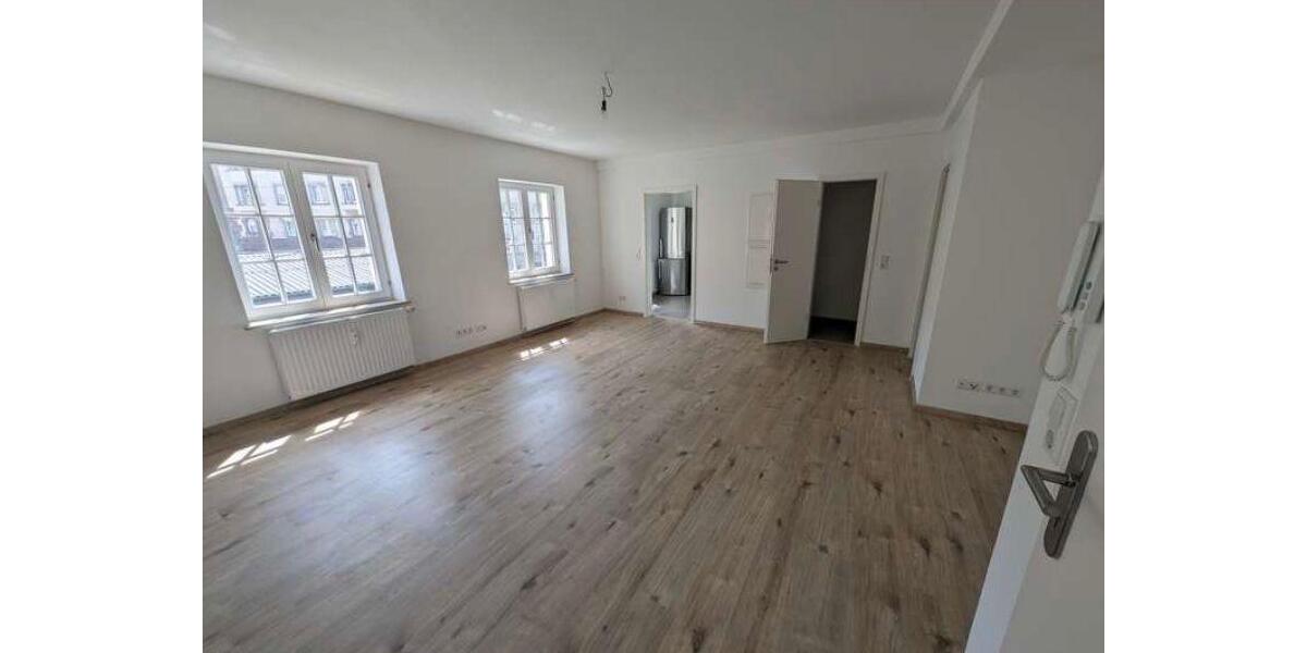 Etagenwohnung Stuttgart Stuttgart-Ost - 2 Zimmer, 54 m&sup2;, 1.285&euro; | Angebot:25395855