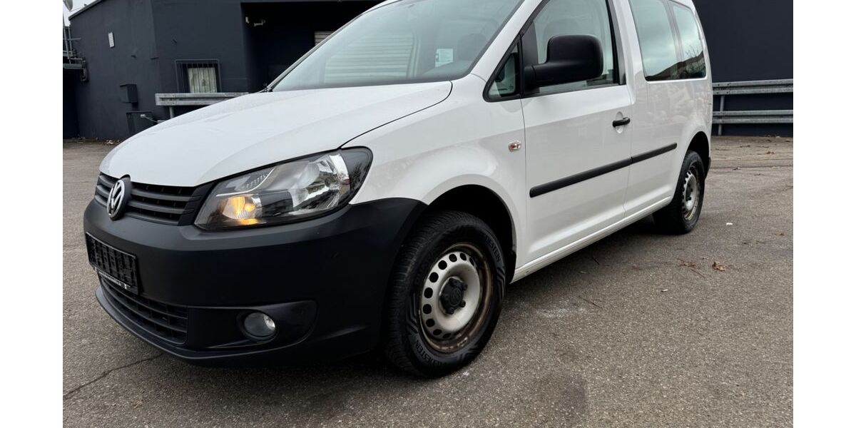 VW Caddy 178.000 km 5.900 € Asperg 71679
