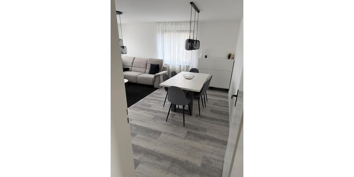 Etagenwohnung Markgröningen - 3 Zimmer, 72 m&sup2;, 370.000&euro; | Angebot:25063332