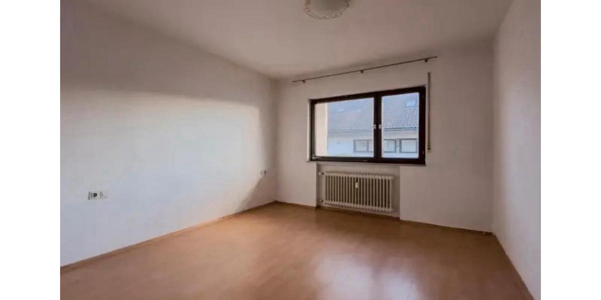 Hochparterre Notzingen - 3.5 Zimmer, 80 m&sup2;, 240.000&euro; | Angebot:26342605