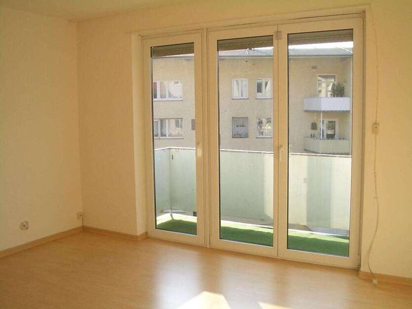 Wohnung zum Mieten in Stuttgart 518 € 30 m²