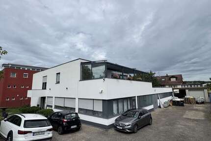 Haus zum Kaufen in Kirchheim unter Teck 1.500.000 € 300 m² 10 zimmer