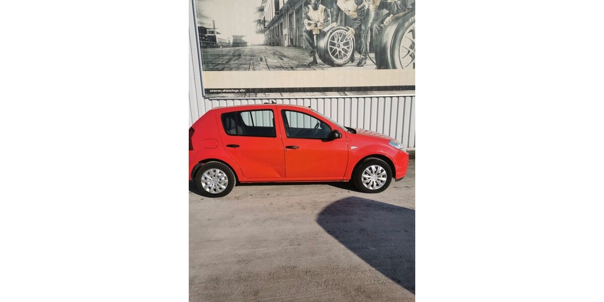 Dacia Sandero 123.400 km 1.390 &euro; Backnang 71522
