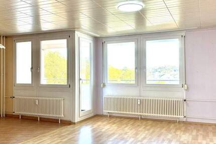 Familienfreundliche 3,5-Zimmer-Wohnung mit Balkon und Weitblick 3 zimmer