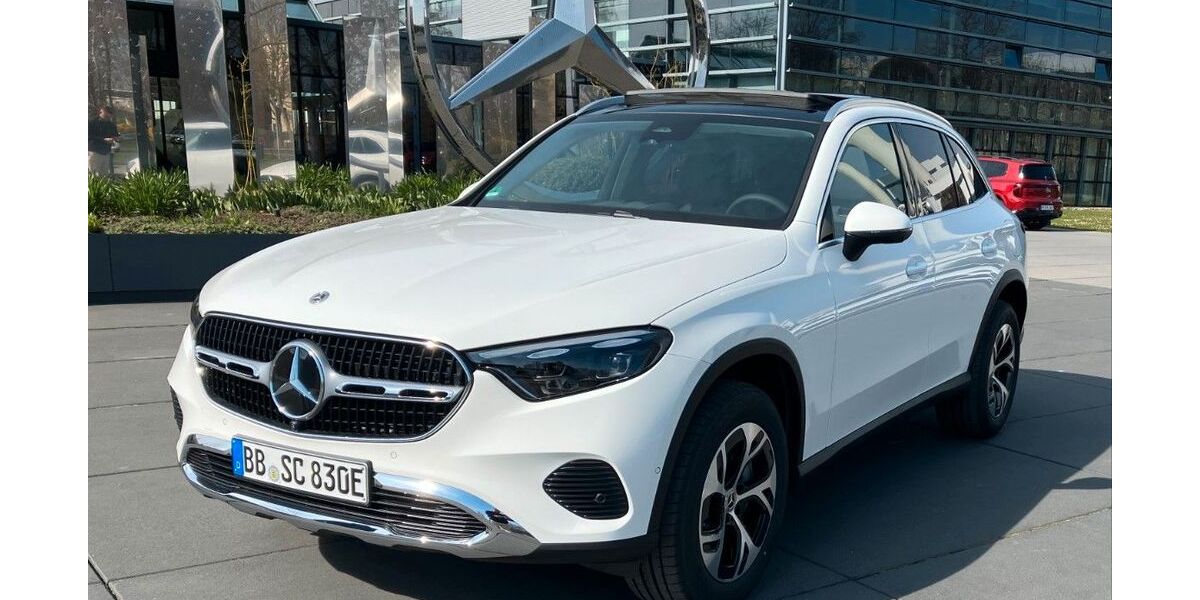Mercedes-Benz GLC 300 25.000 km 56.100 &euro; Böblingen 71034