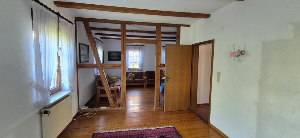 Einfamilienhaus Stuttgart Fasanenhof-Ost - 8 Zimmer, 165 m&sup2;, 850.000&euro; | Angebot:26592935