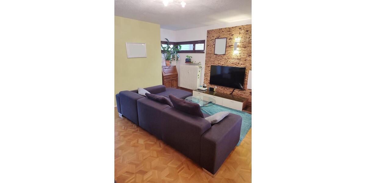 Hochparterre Remshalden - 6 Zimmer, 140 m&sup2;, 555.000&euro; | Angebot:24853875