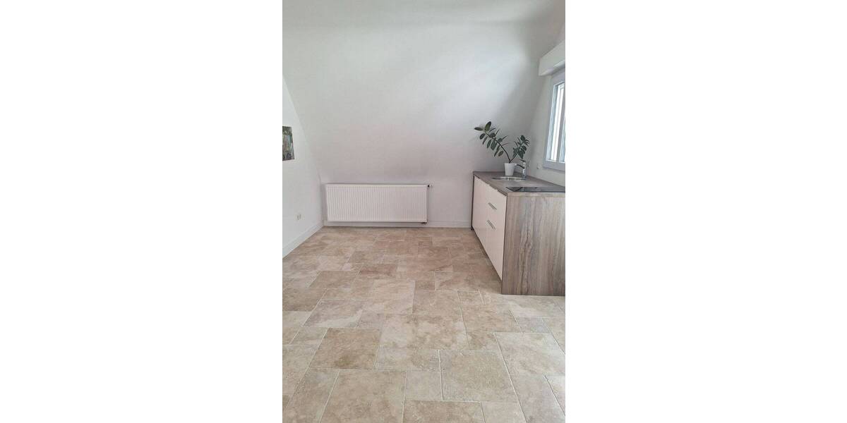 Einfamilienhaus Stuttgart Wangen - 8 Zimmer, 126 m&sup2;, 749.000&euro; | Angebot:24027167