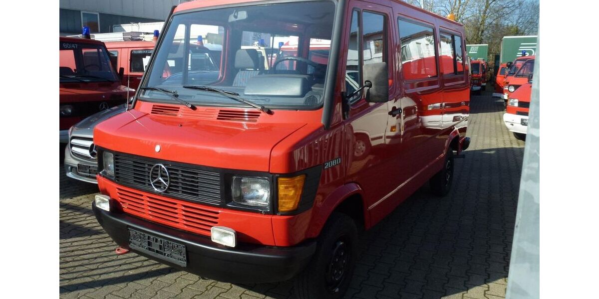 Mercedes-Benz Sprinter 89.000 km 18.900 &euro; Nürtingen bei Stuttgart 72622