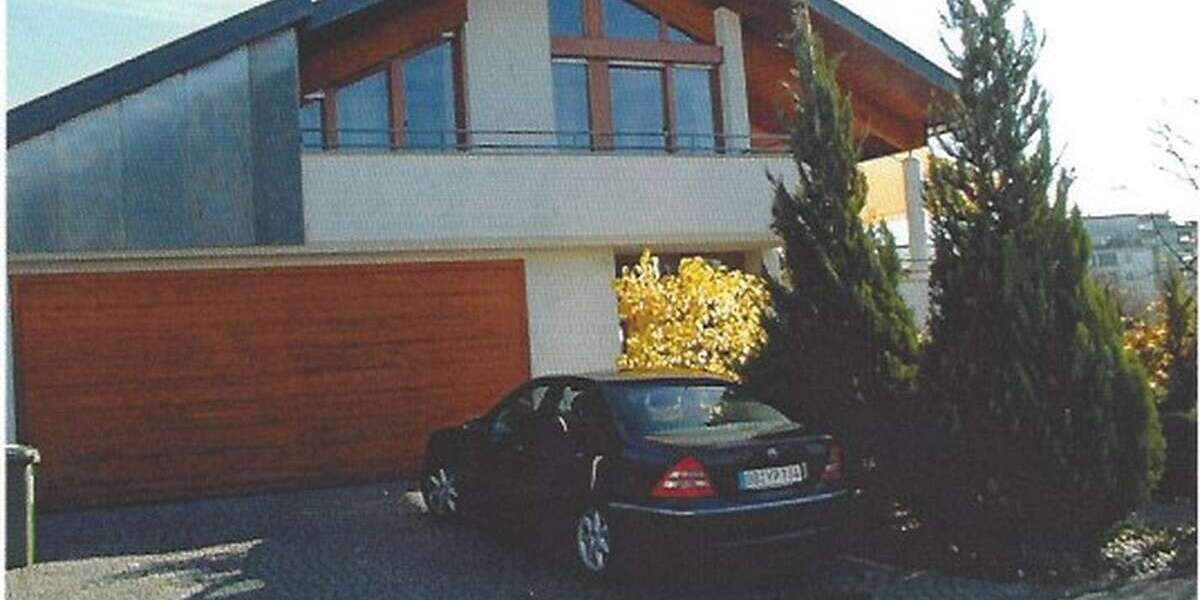 Haus zum Mieten in Holzgerlingen 3.100 € 223 m² 6 zimmer