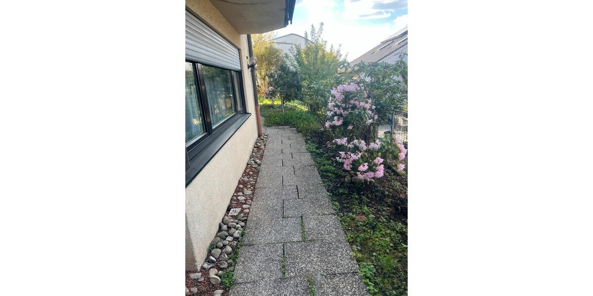 Etagenwohnung Weinstadt - 1 Zimmer, 38 m&sup2;, 830&euro; | Angebot:26305364