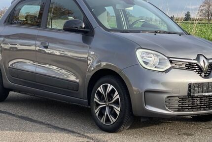 Renault Twingo 64.000 km 8.900 &euro; Fellbach 70736