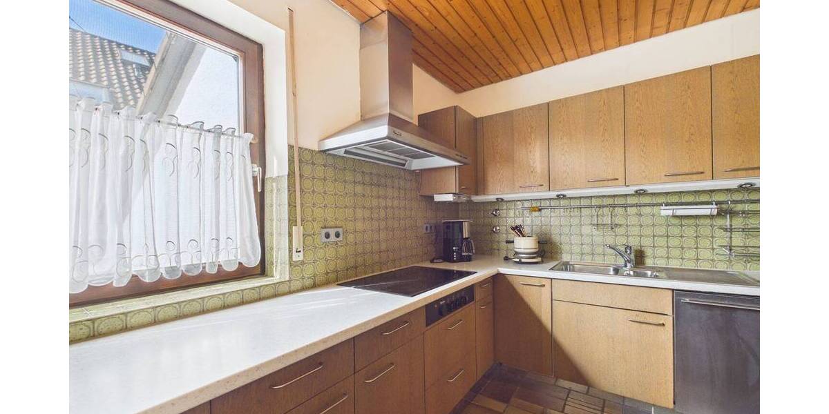 Einfamilienhaus Waiblingen Bittenfeld - 7 Zimmer, 202 m&sup2;, 780.000&euro; | Angebot:26156650